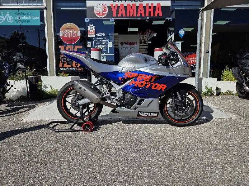 YZFR3