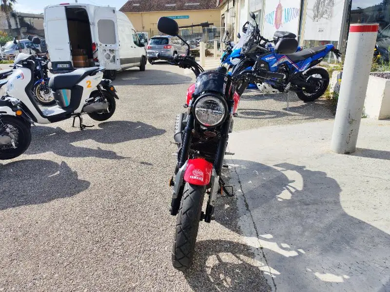 XSR 125