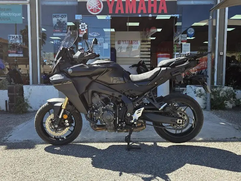 TRACER 900 GT