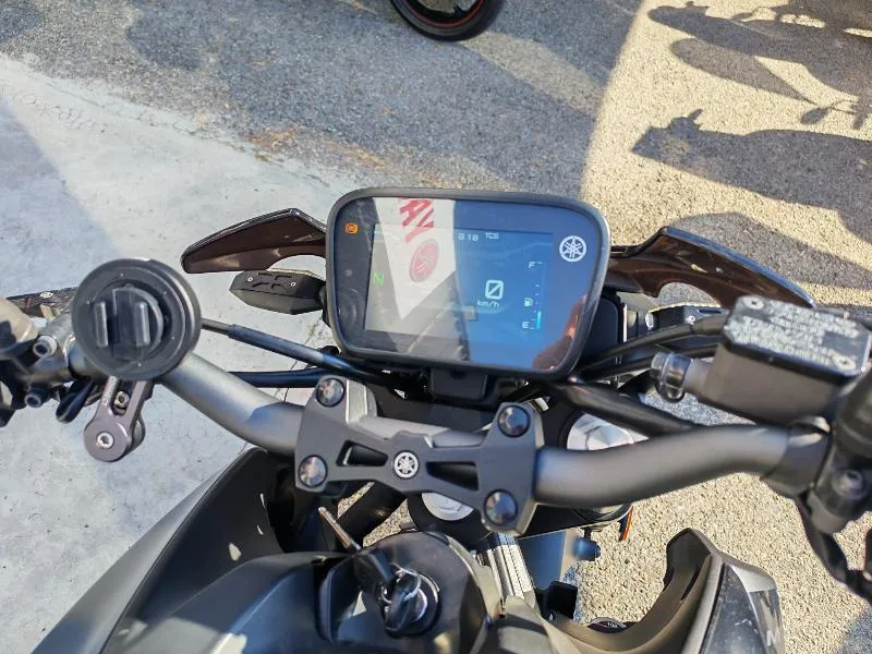 MT125 ABS