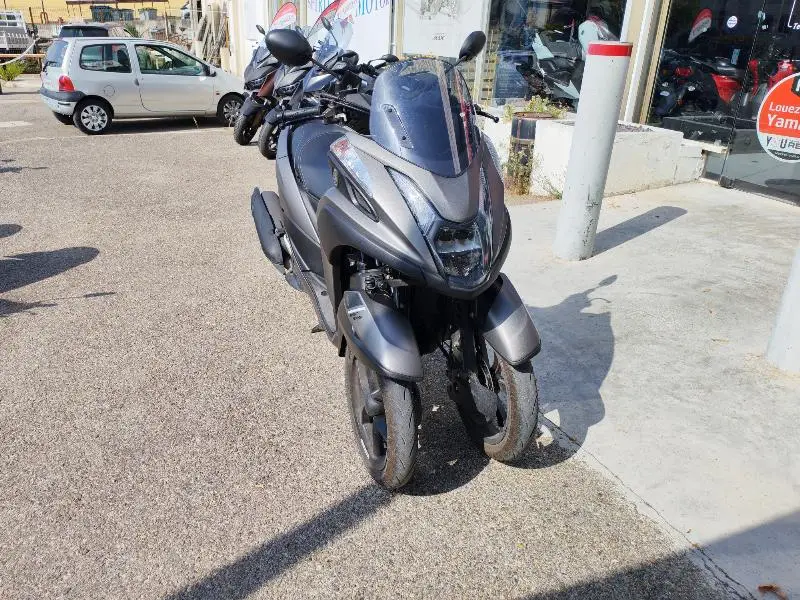 TRICITY 125