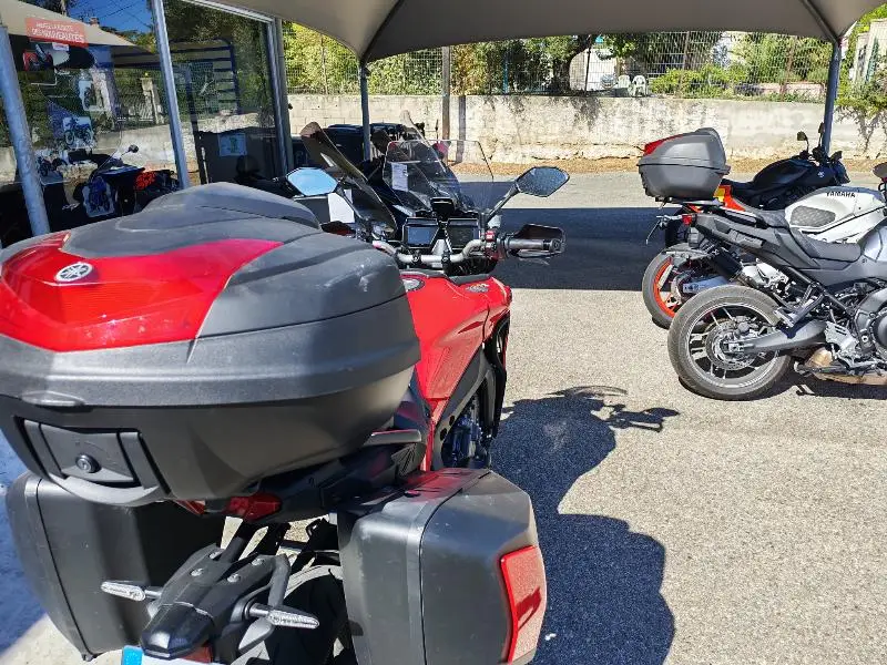 TRACER 9 GT