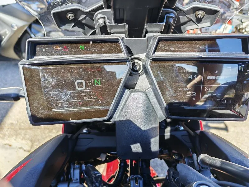 TRACER 9 GT