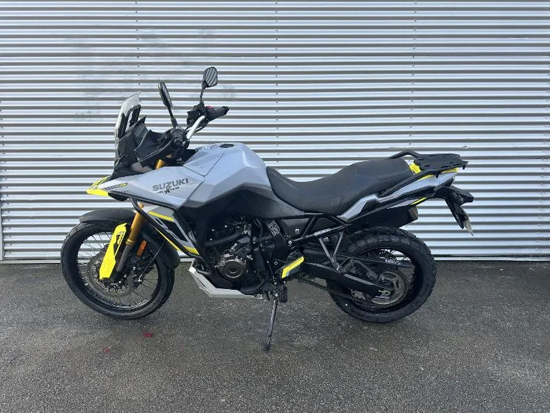 DL VSTROM 800DE
