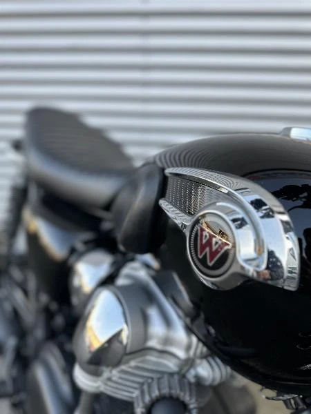 W 800