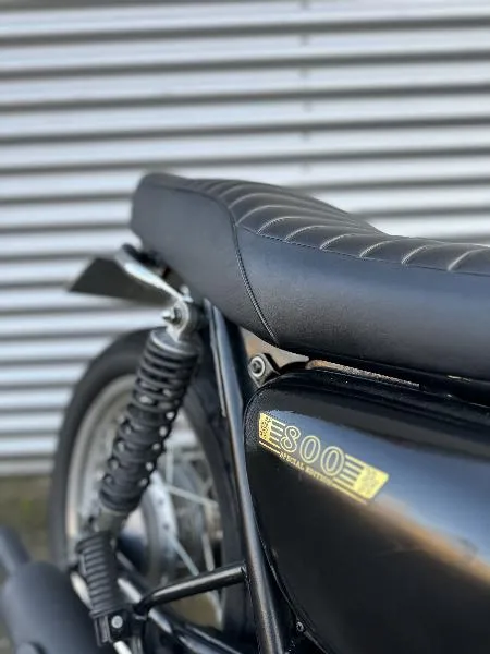 W 800