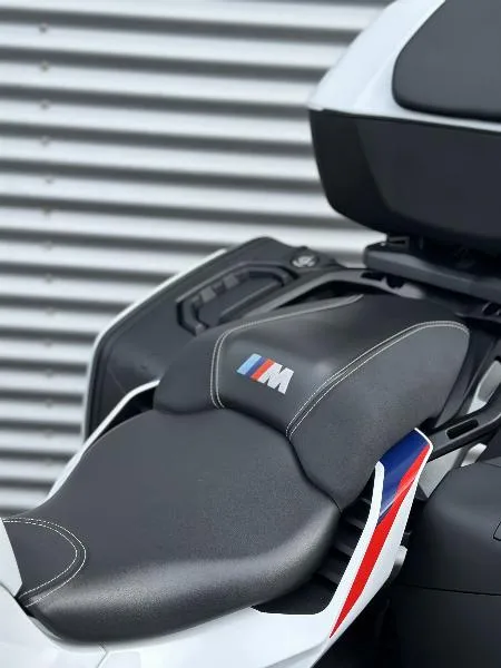 S 1000 XR