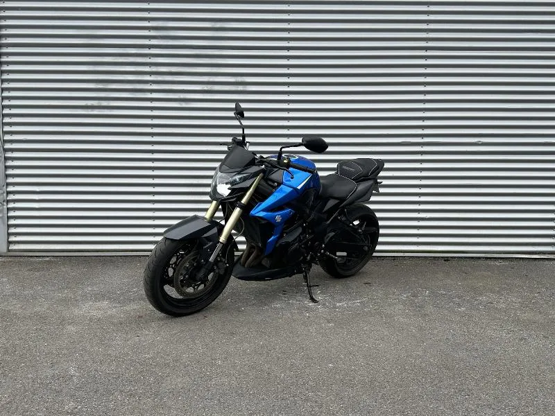 GSR 750