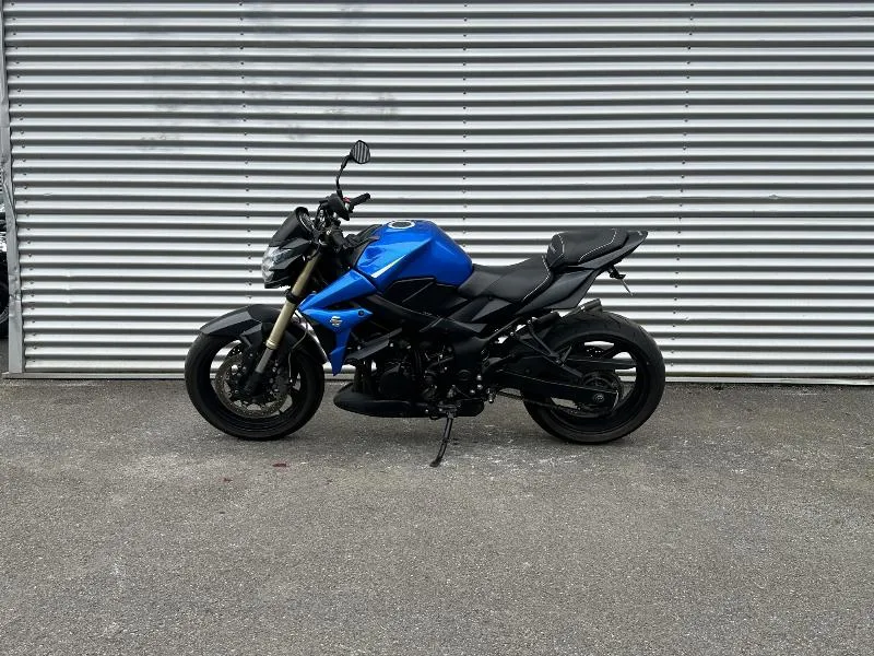 GSR 750