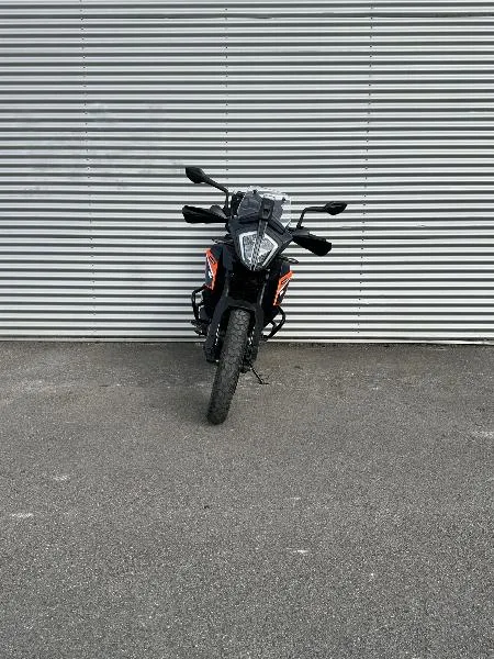 390 ADVENTURE
