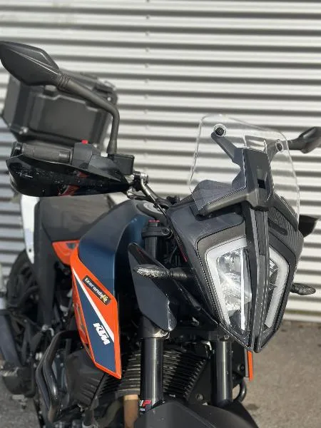390 ADVENTURE