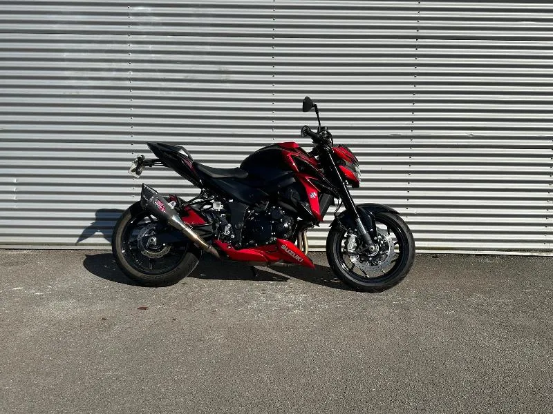 GSXS 750