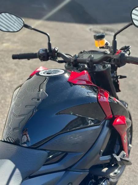 GSXS 750