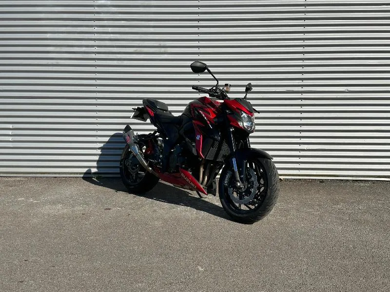 GSXS 750