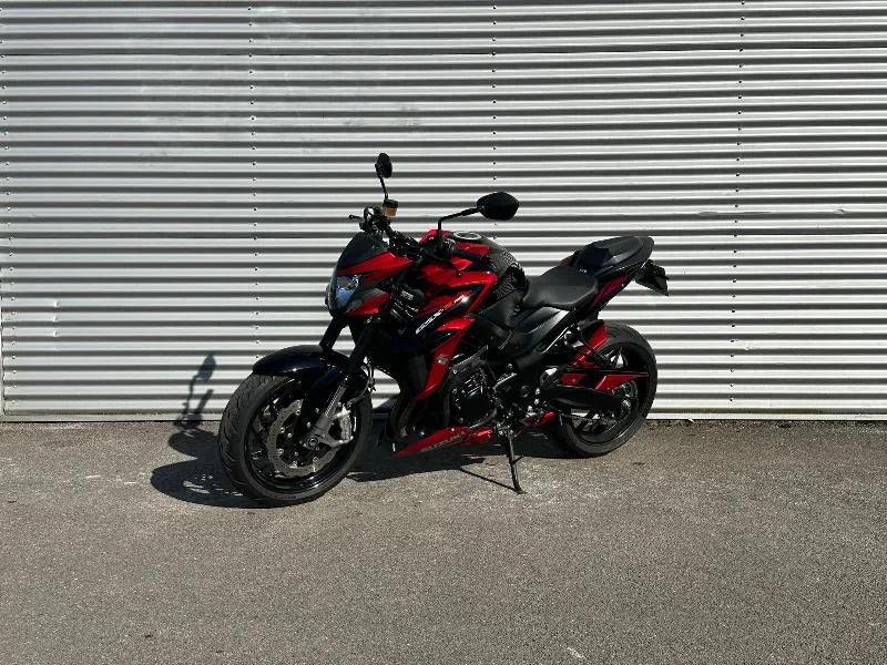 GSXS 750