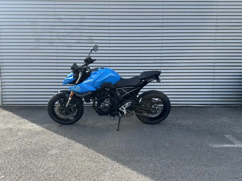 GSX8S