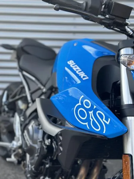 GSX8S