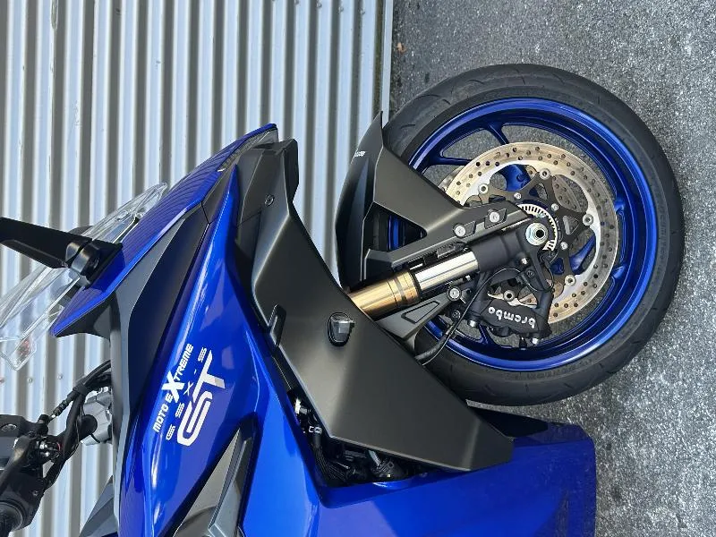 GSXS 1000 GT