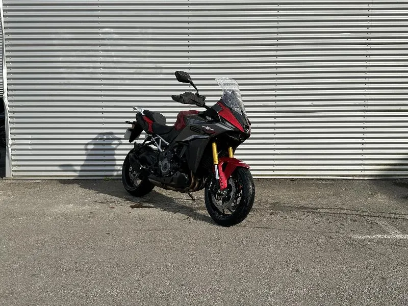 GSXS 1000 GX