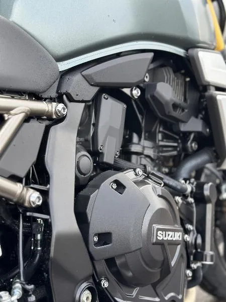 GSX8T
