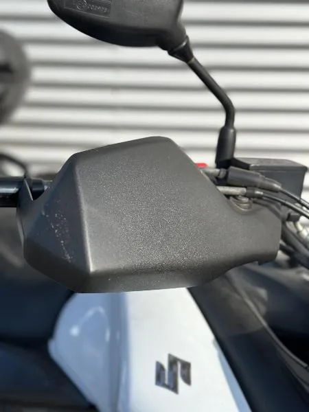 DL VSTROM 650A