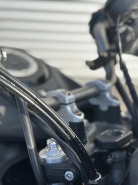 DL VSTROM 650A