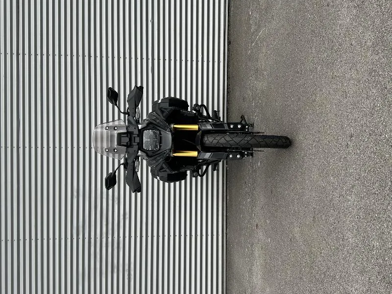 DL VSTROM 1050DE