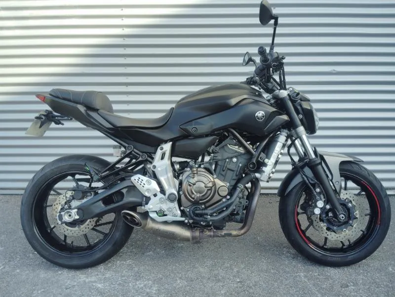 MT07