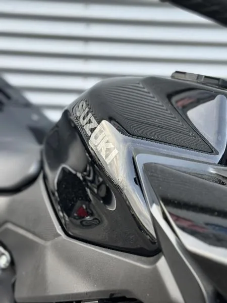GSXS 1000 GT