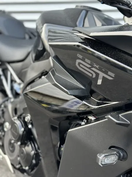 GSXS 1000 GT