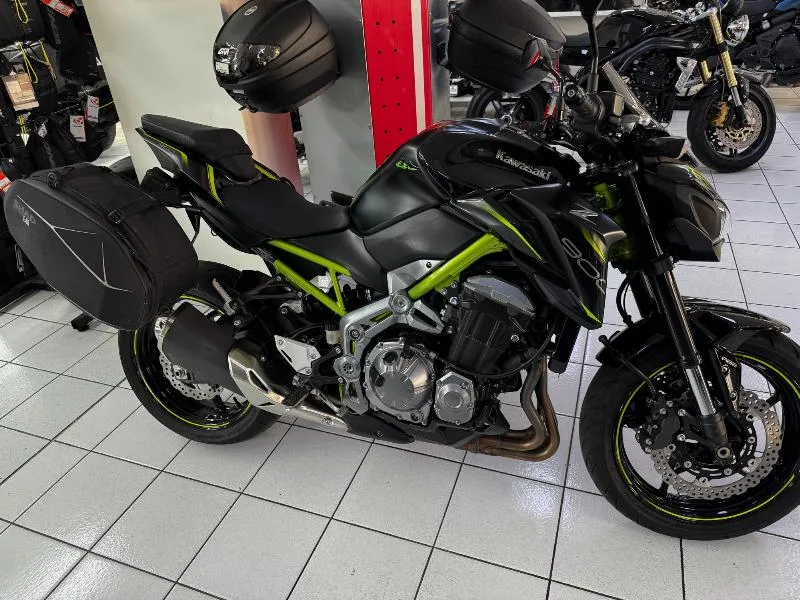 Z 900