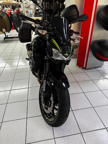 Z 900