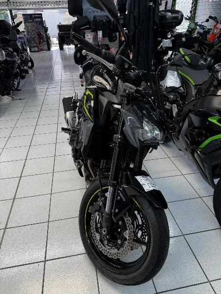 Z 900