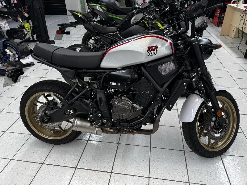 XSR 700 LEGACY 2019
