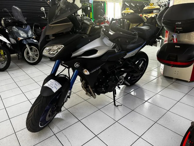 TRACER 900