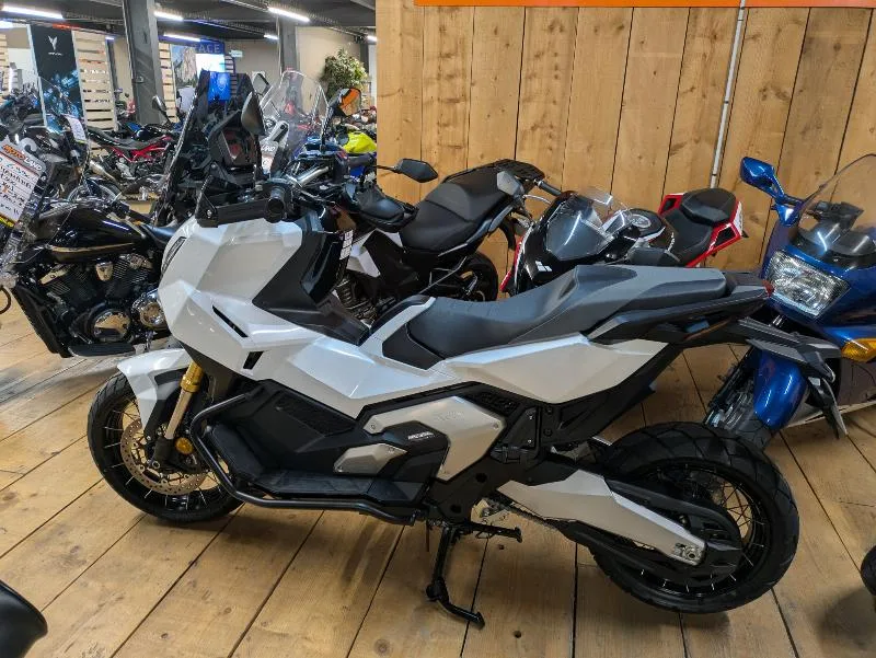 XADV