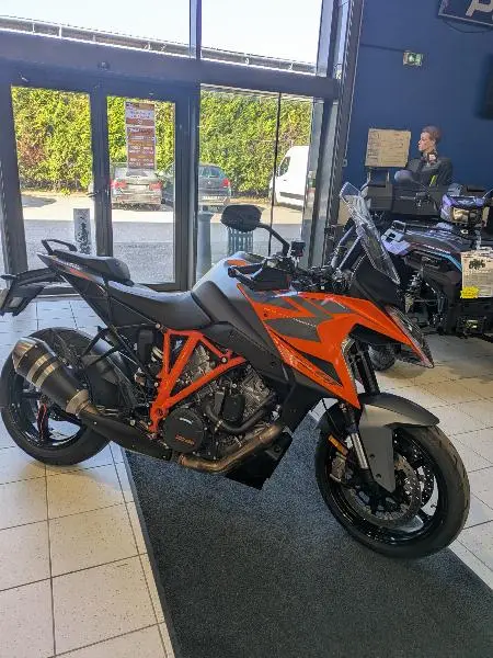 1290 SUPER DUKE GT