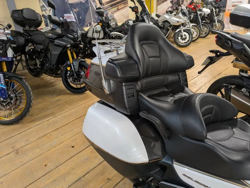 GL 1800 GOLDWING AIR BAG GPS