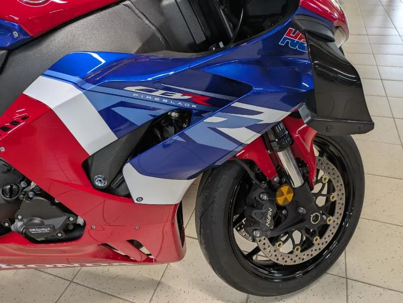 CBR 1000 RR FIREBLADE