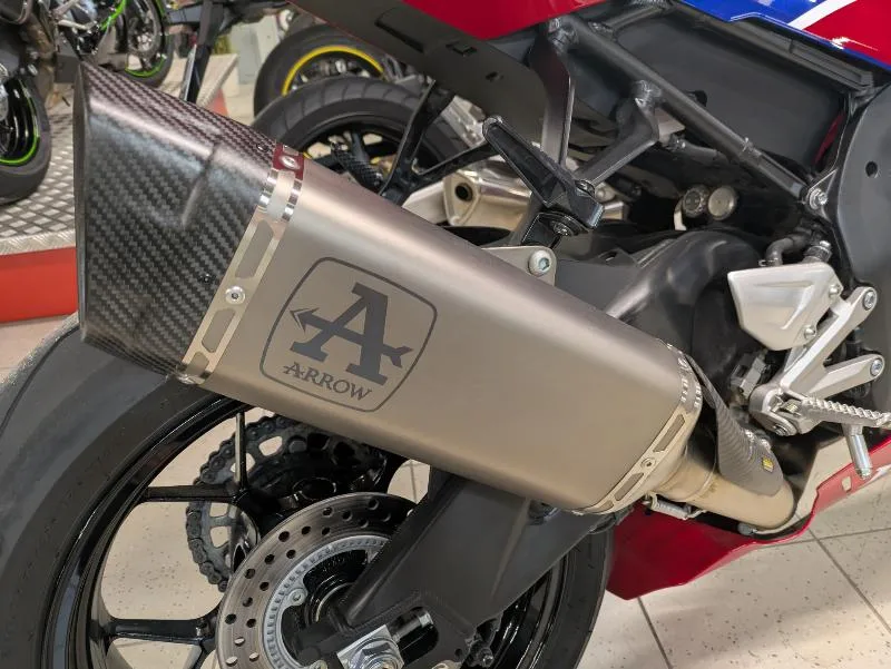 CBR 1000 RR FIREBLADE