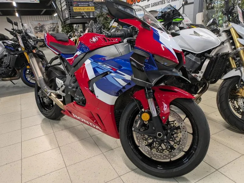 CBR 1000 RR FIREBLADE