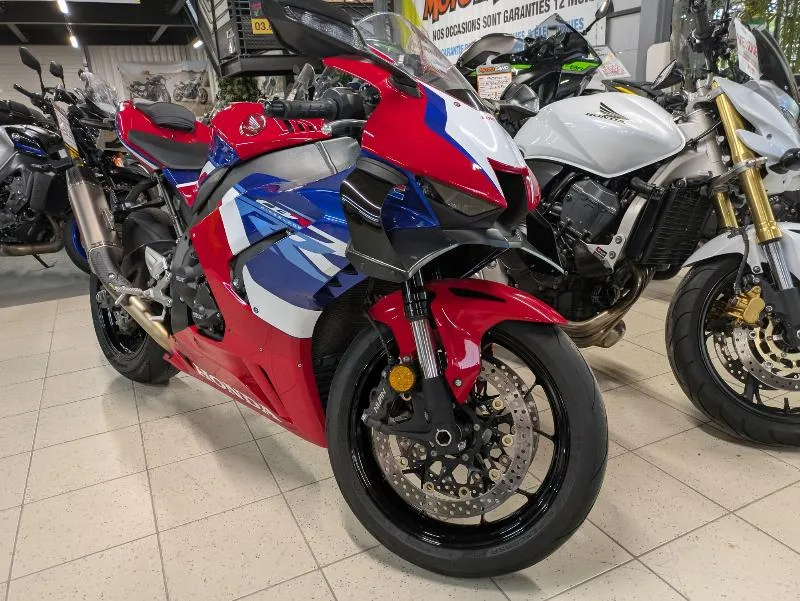 CBR 1000 RR FIREBLADE