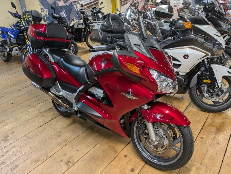 ST 1300 PAN EUROPEAN 2013