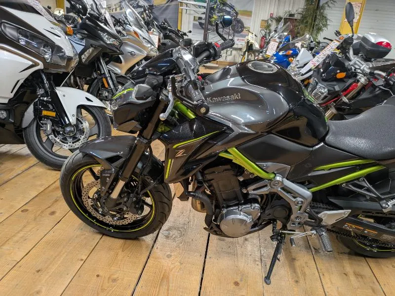 Z 900
