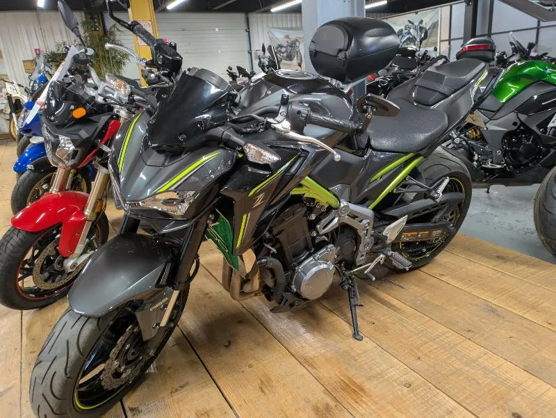 Z 900