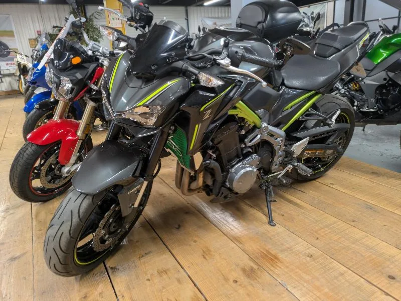 Z 900
