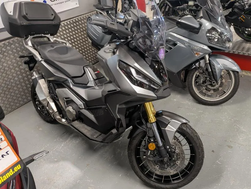XADV