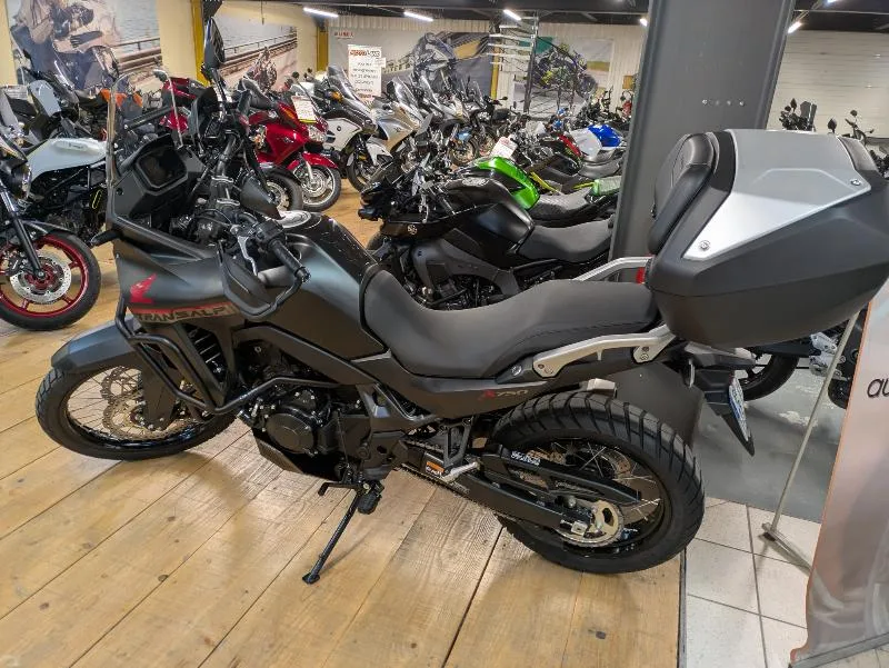 TRANSALP 750