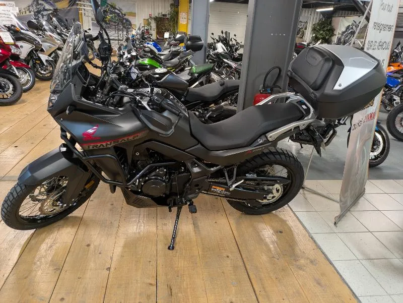 TRANSALP 750