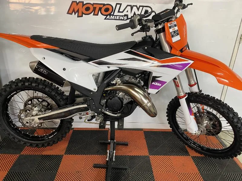 125 SX